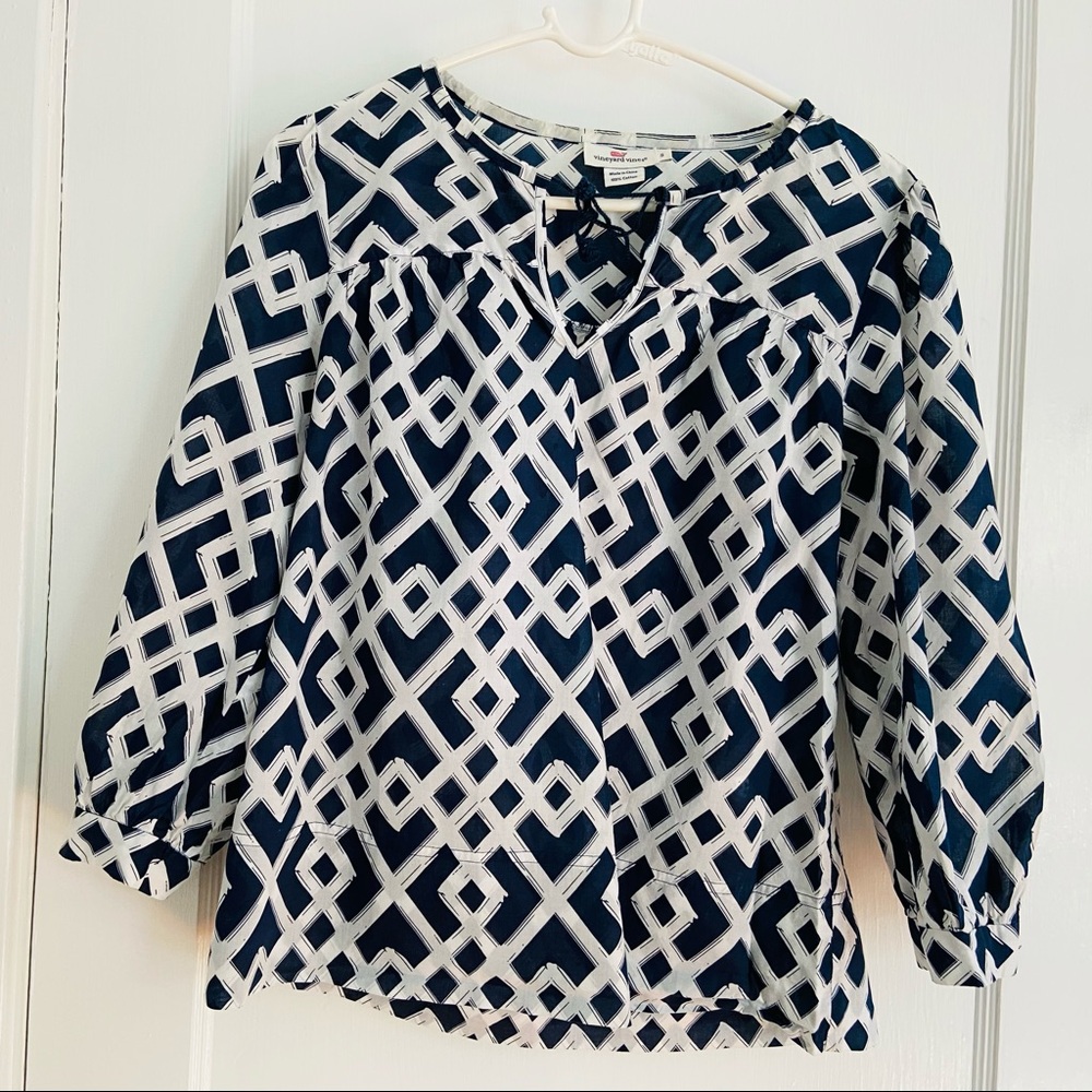 Vineyard Vines long sleeve top